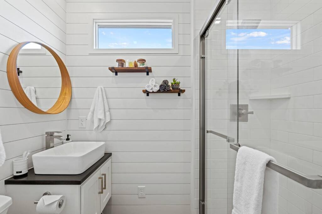 New! The Texas Longhorn-Luxury Container Home 프레드릭스버그 외부 사진