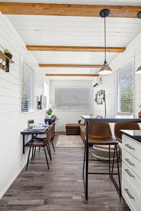 New! The Texas Longhorn-Luxury Container Home 프레드릭스버그 외부 사진