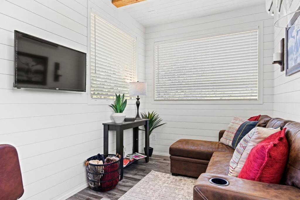 New! The Texas Longhorn-Luxury Container Home 프레드릭스버그 외부 사진